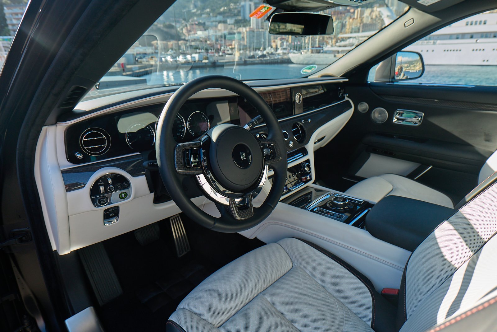Rolls Royce Ghost Black Badge — photo 5